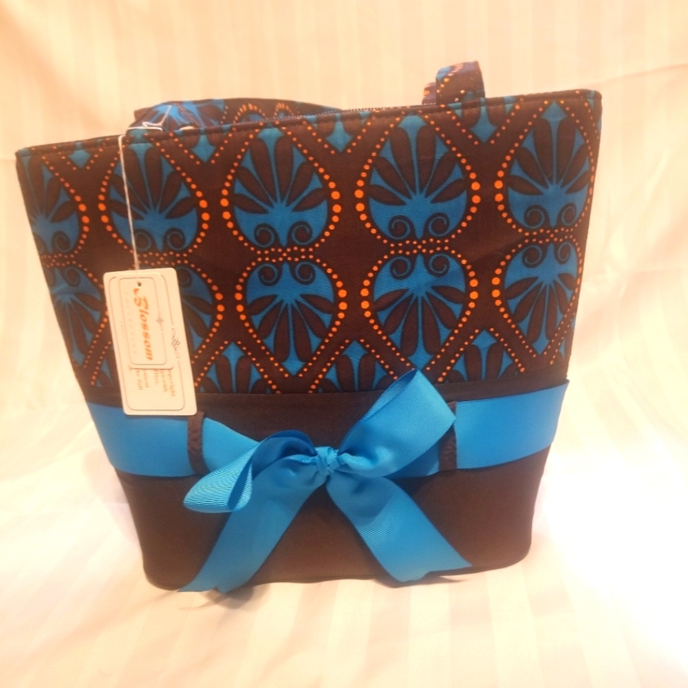 NWT Gorgeous BLOSSOM tote